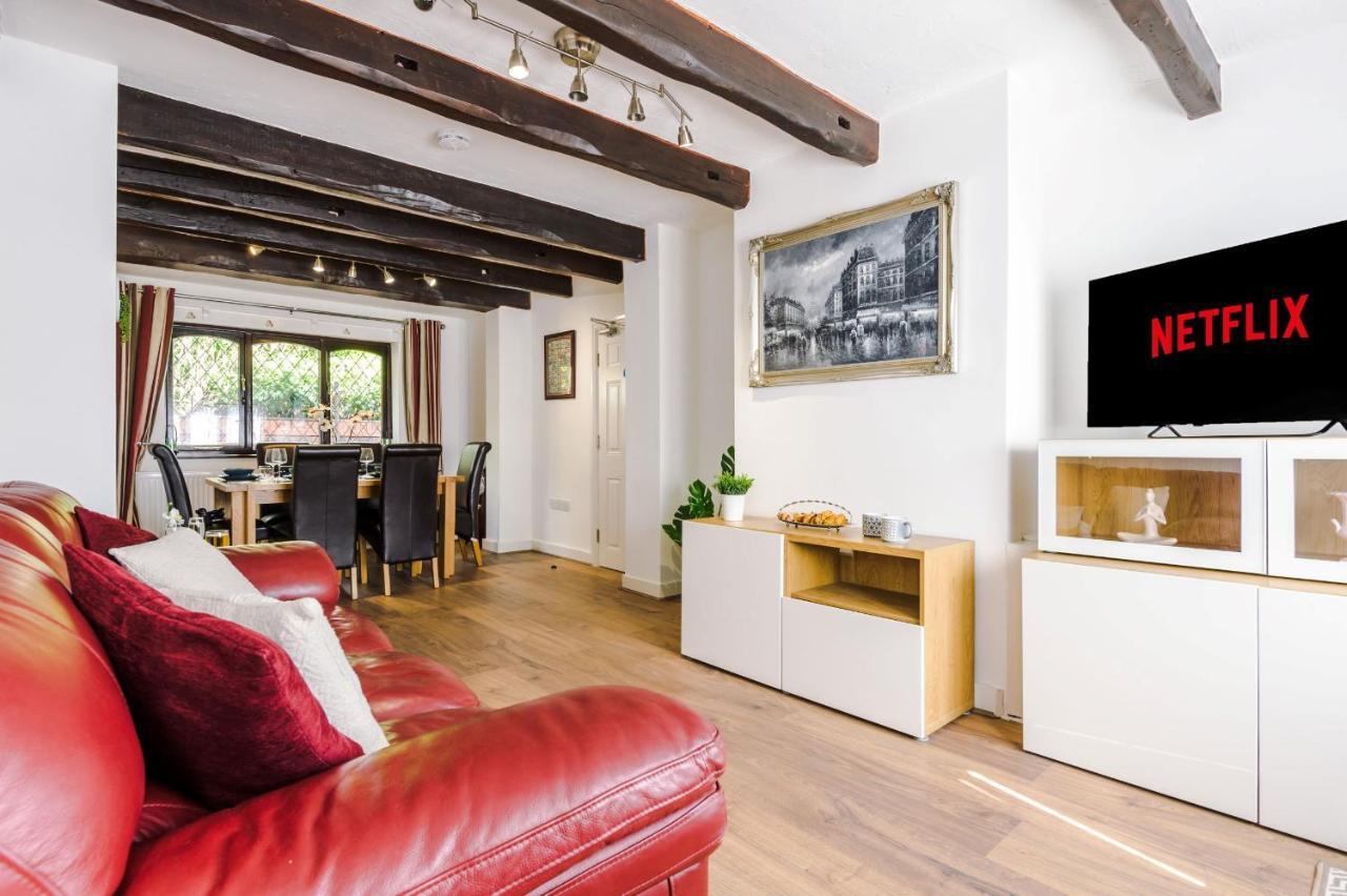 Golborne Sunshine Cottage By Happy Sunshine Stay מראה חיצוני תמונה